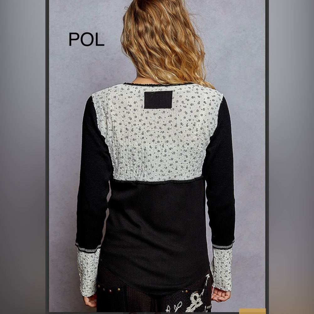 BP219-1🤍🖤NEW! POL pretty black top w/cream sleeve detail+cream back accent! - Picture 3 of 7